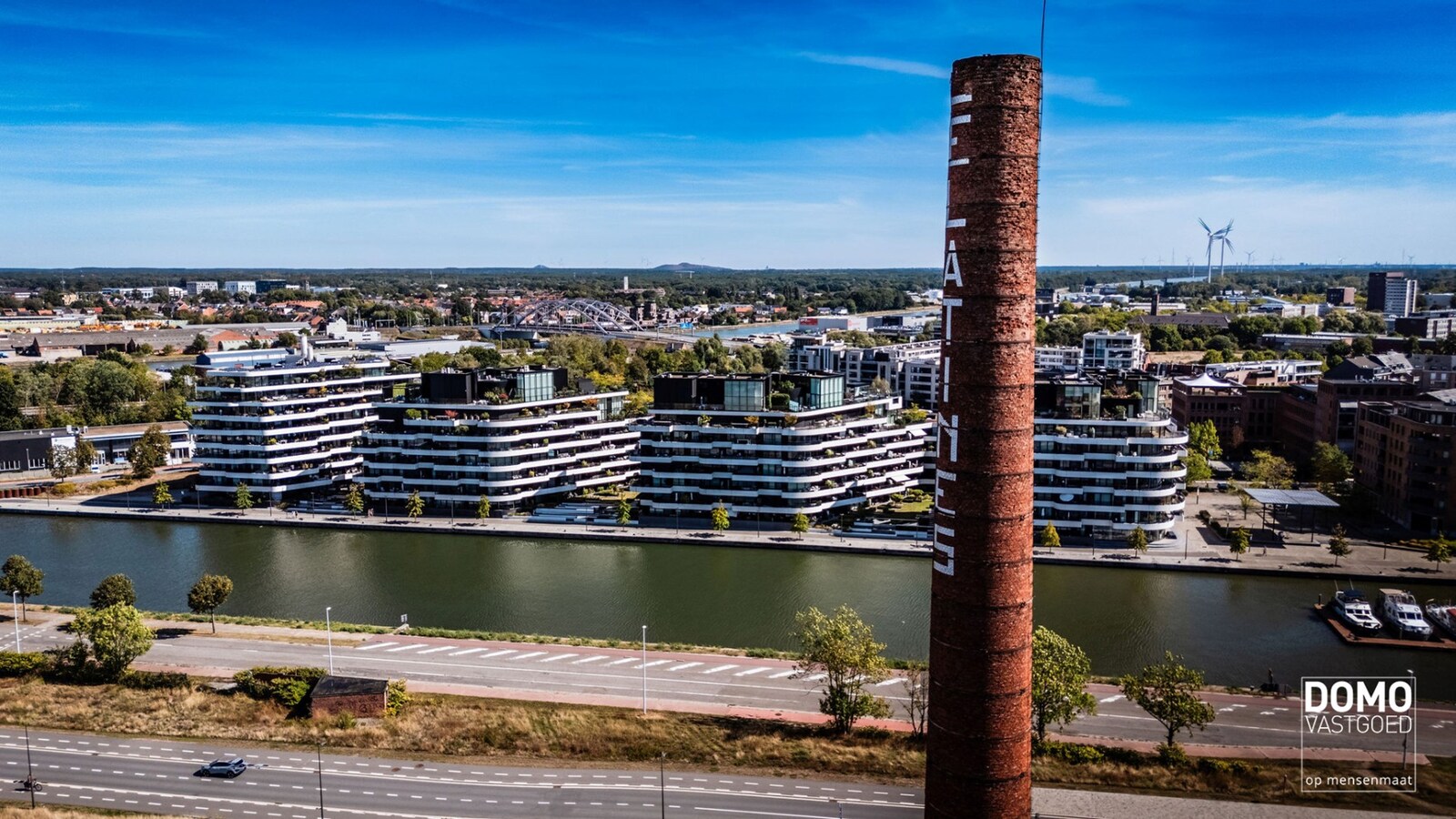 Wonen met zicht op het water – een oase van rust vlak bij het bruisende centrum van Hasselt. 