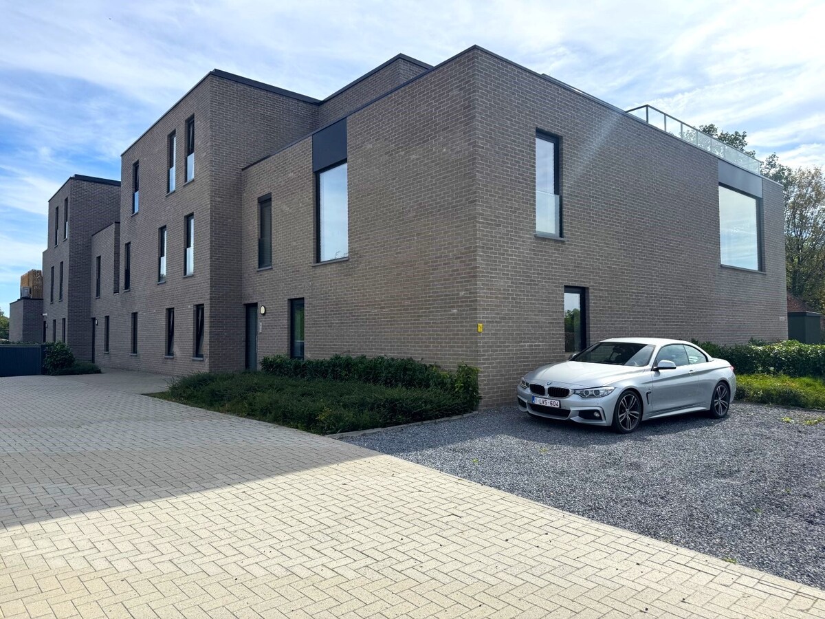 Verhuurd benedenwoning - Weelde
