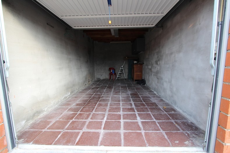 Gemetste garage te Bredene 