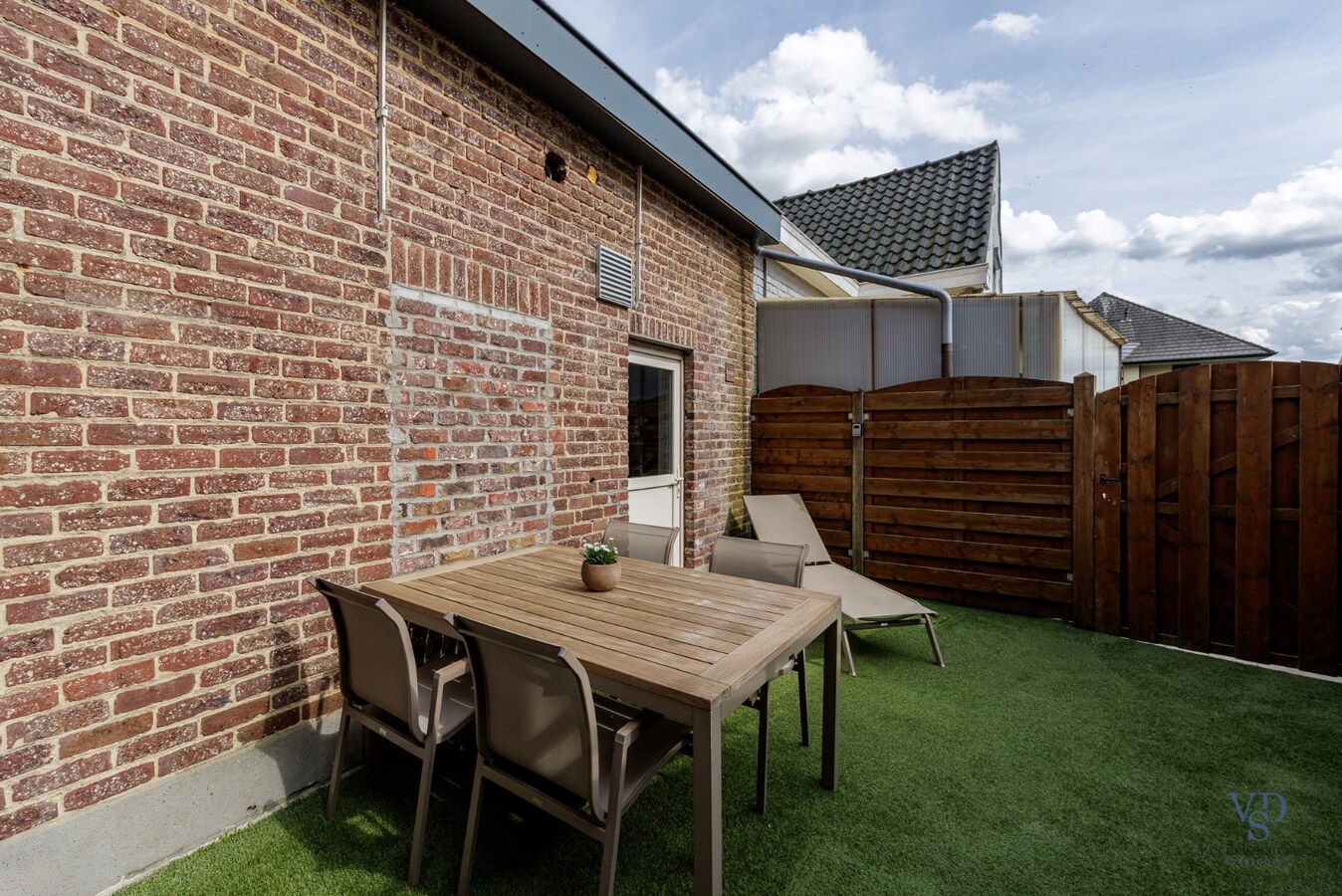 Stijlvol gerenoveerde woning. 