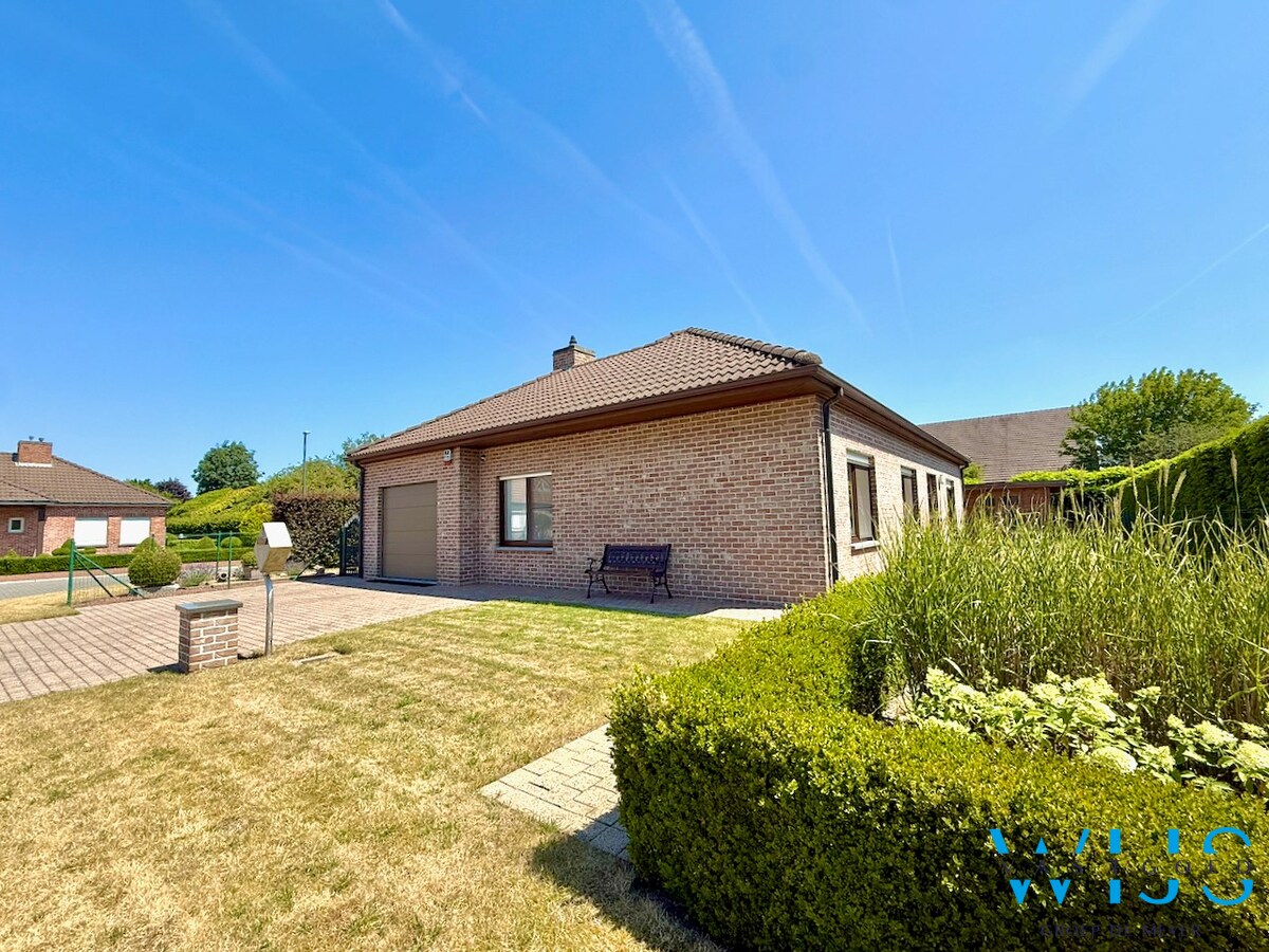 Verzorgde bungalow in woonwijk te Assenede ! 