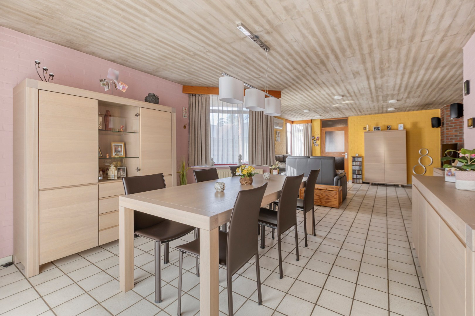 Ruime, rustig gelegen gezinswoning met 3 slpk. in Mol 