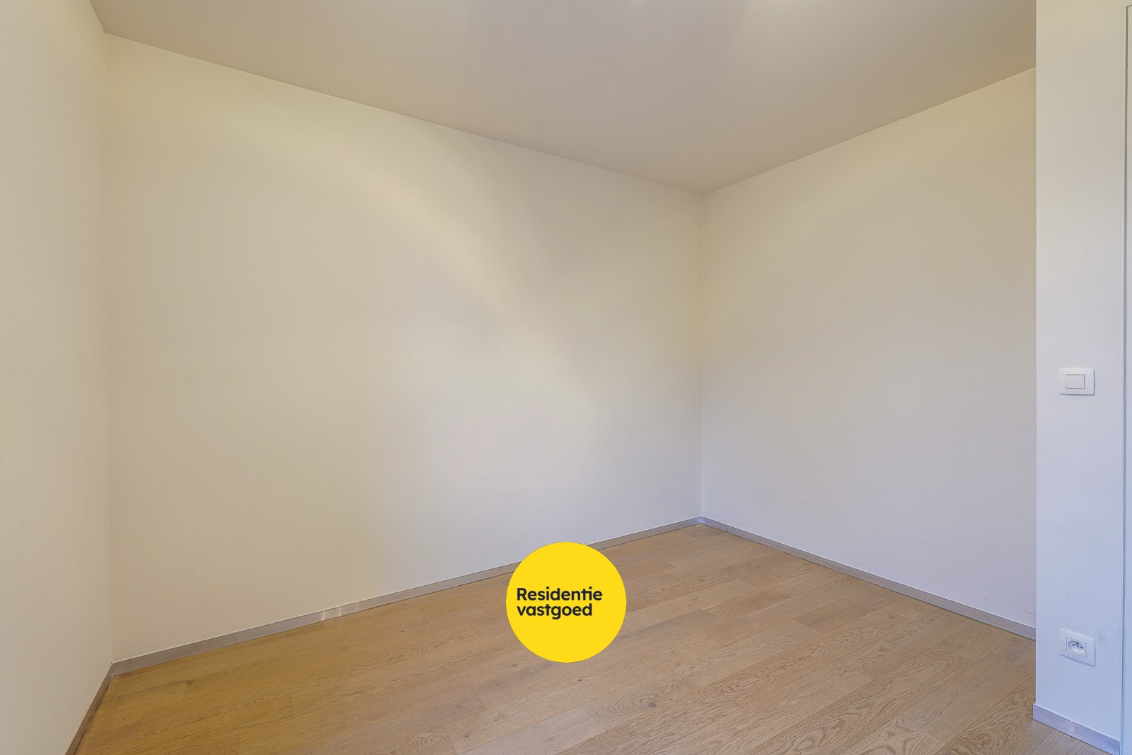 Prachtig modern appartement te huur in het centrum van Jabbeke 