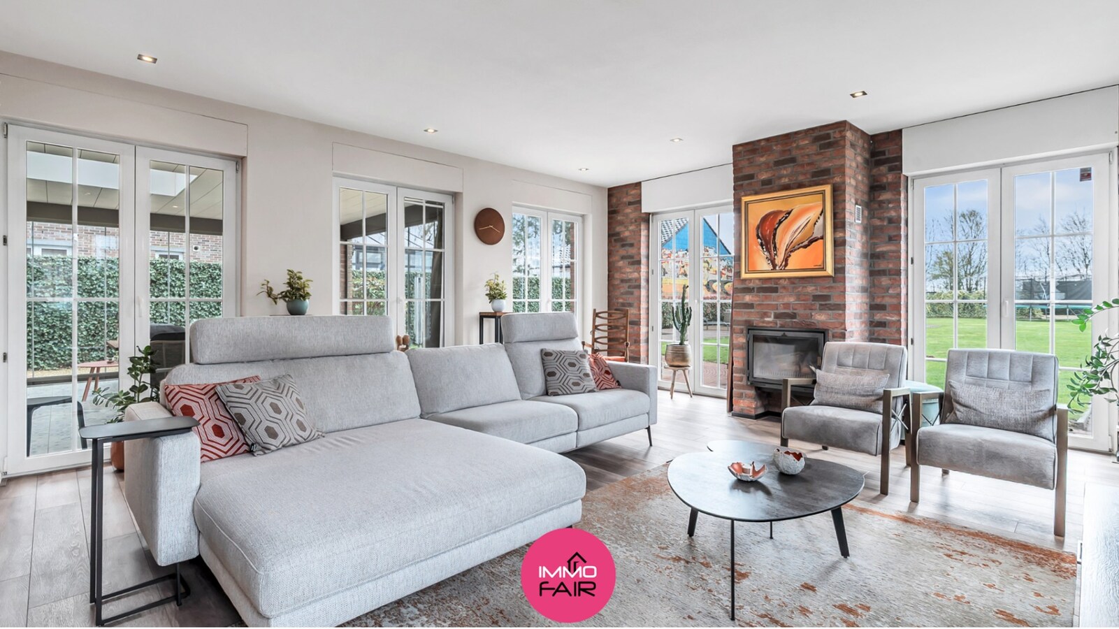 Vrijstaande woning op royaal perceel met panoramisch uitzicht, vlakbij Maastricht 