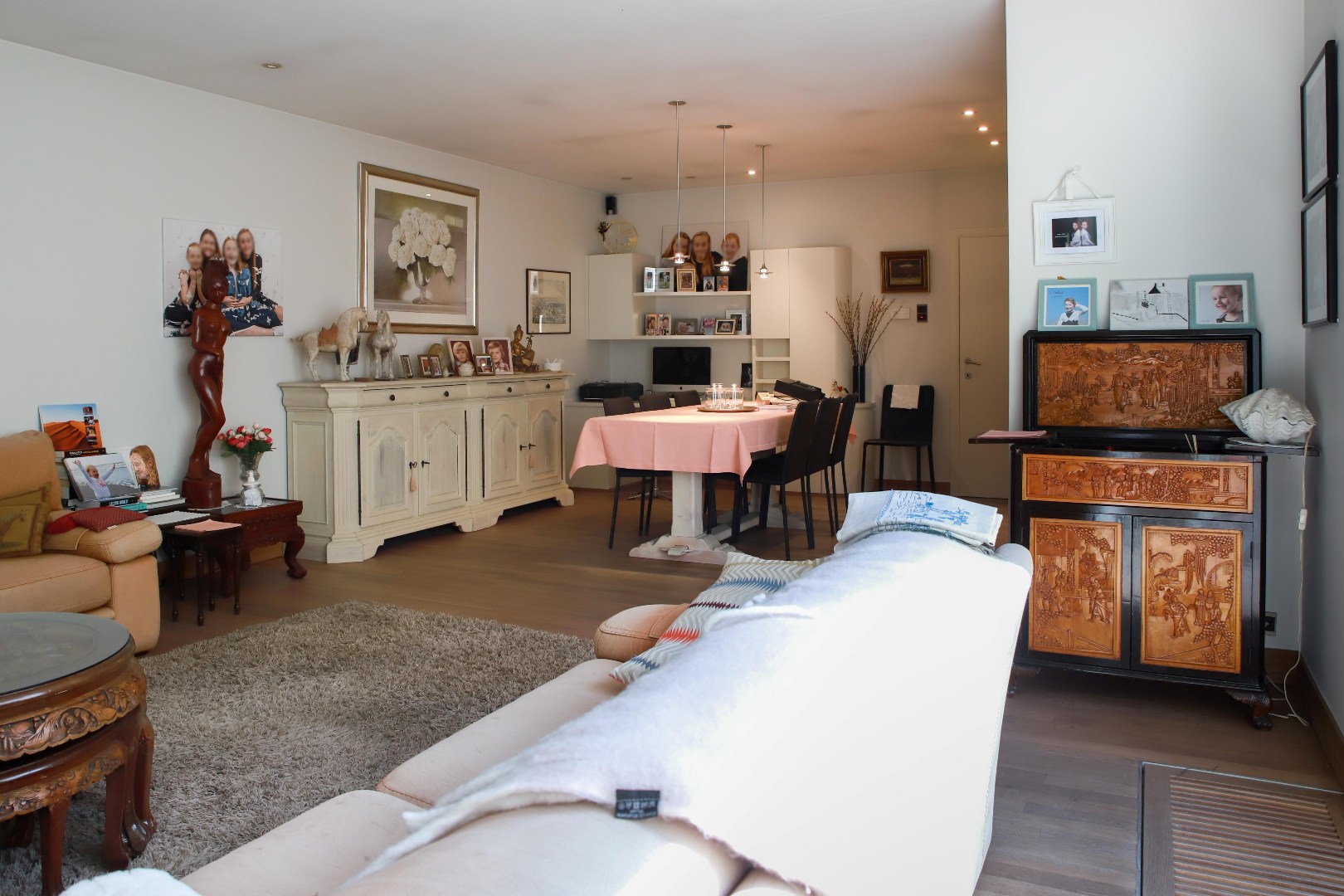 Ruime, goed gelegen hoekwoning met garage en tuin 