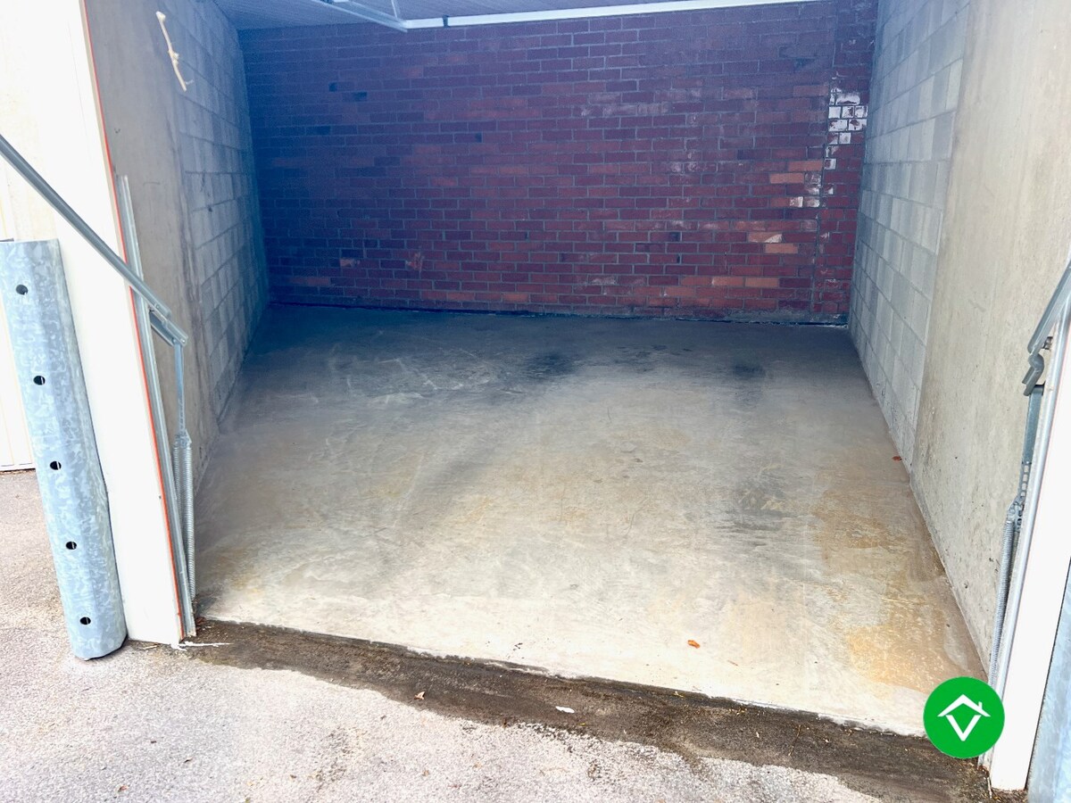 Afgesloten garagebox centrum Koekelare 