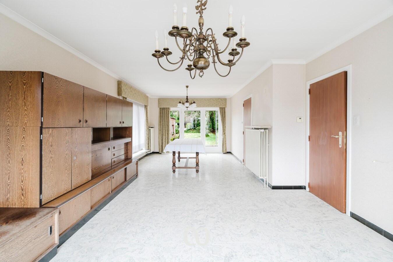 Stevige woning met prachtige tuin vlakbij centrum Oudenaarde 