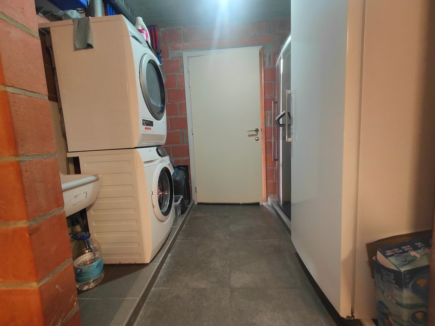 Ruime en centraal gelegen woning in Zeveren. 