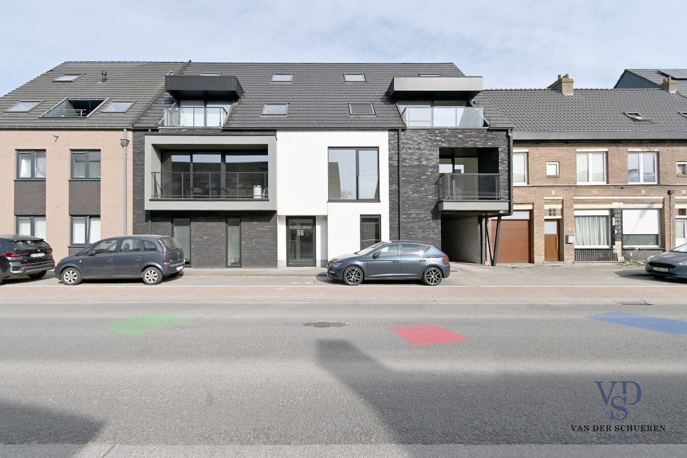 Modern 2 slpk-appartement nabij centrum Gavere 