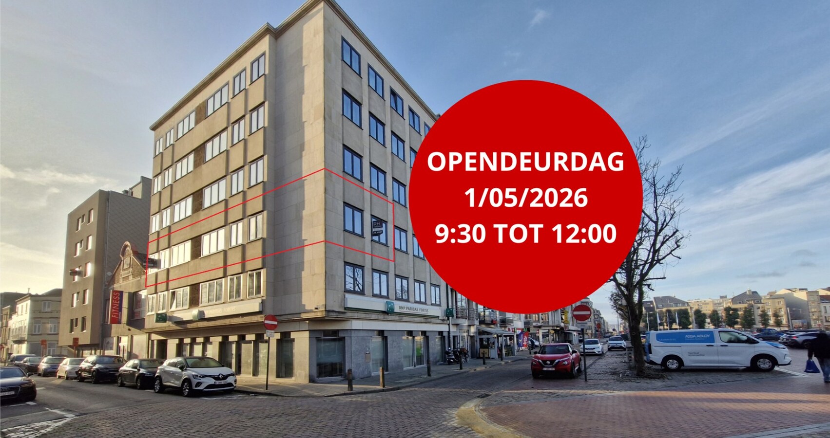 OPENDEURDAG 1/05/2026, 9:30 tot 12:00. Groot hoekappartement met open zicht over de markt te Blankenberge 