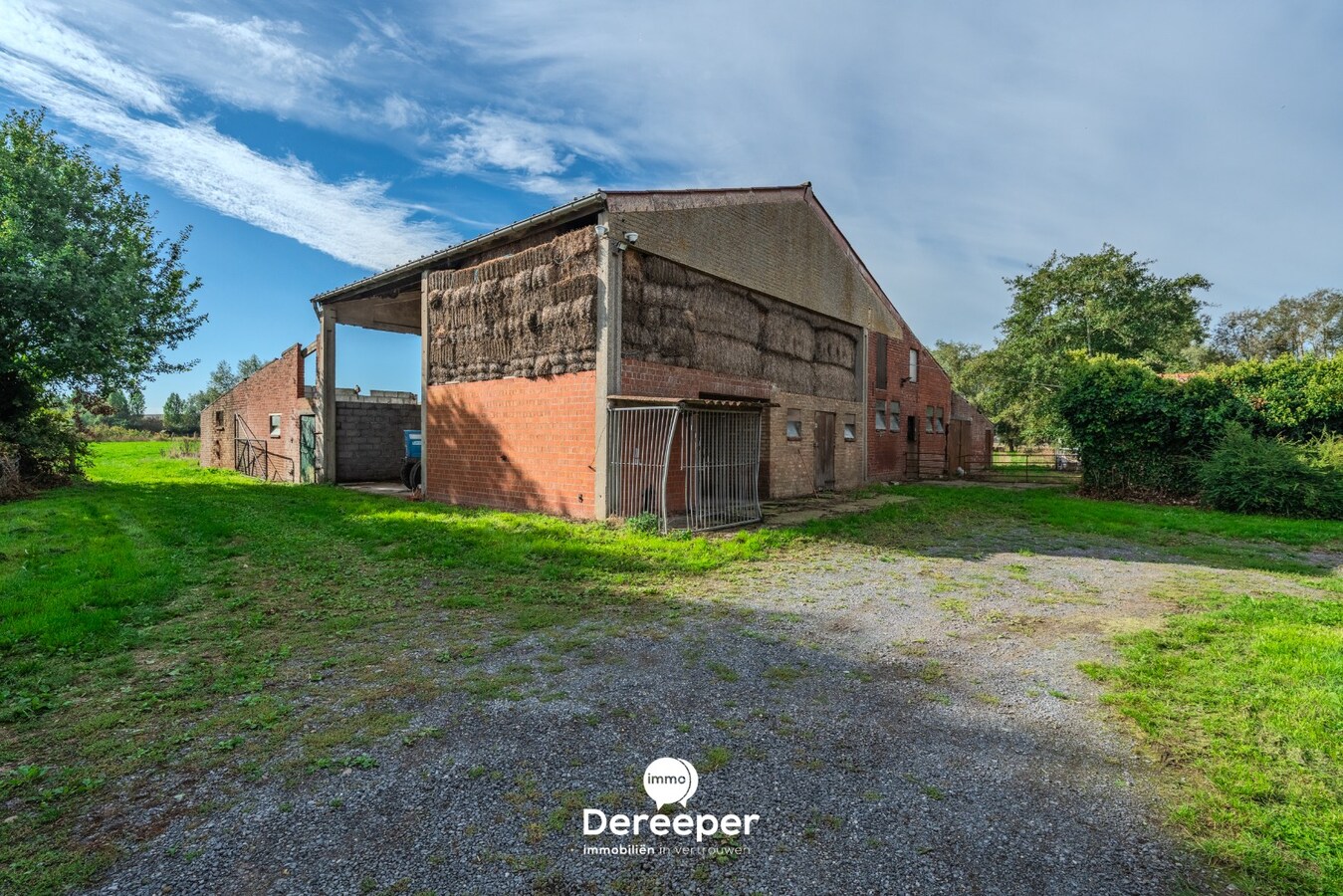 Prachtige landelijke hoeve op ruim perceel van 7.479 m² te Ichtegem 