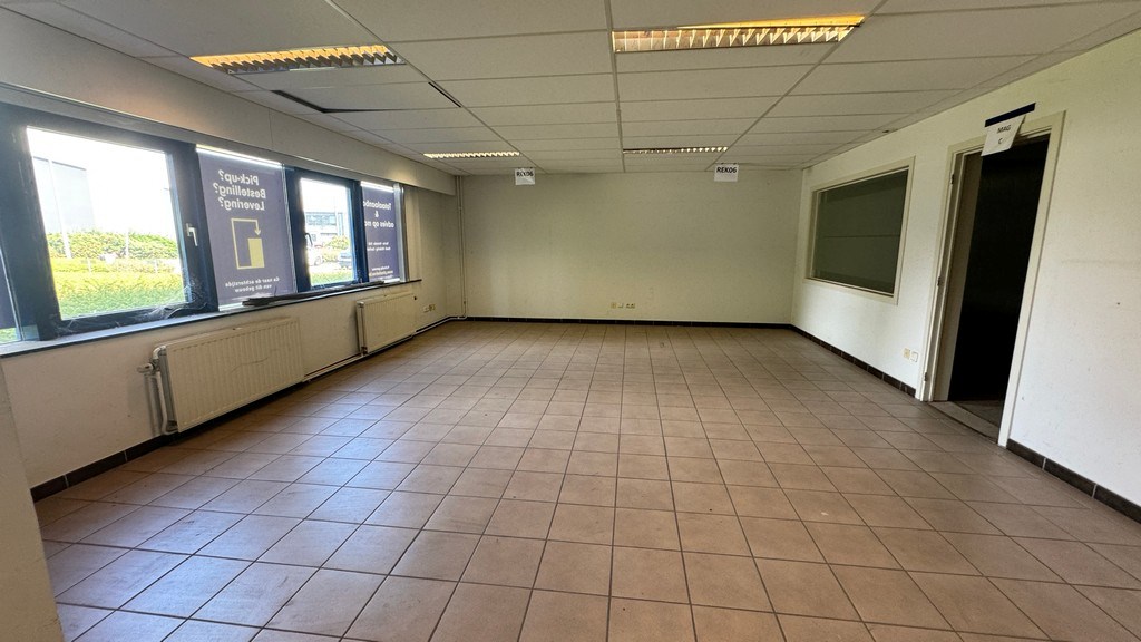 Magazijnen en kantoren te huur in Kontich