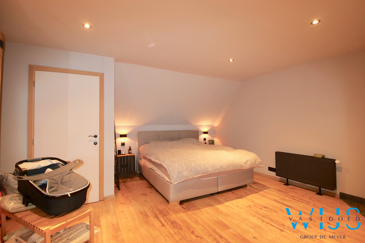 Gezellige gezinswoning op TOPlocatie in Eeklo ! 