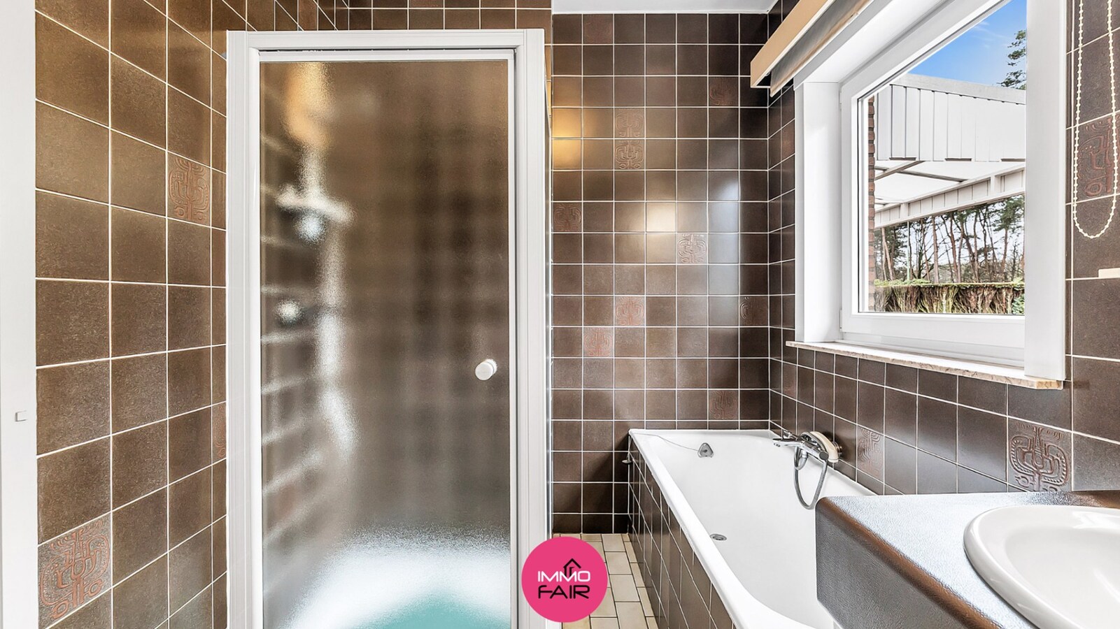 Charmante bungalow met veel potentieel, op een rustige ligging in het groene Gellik 