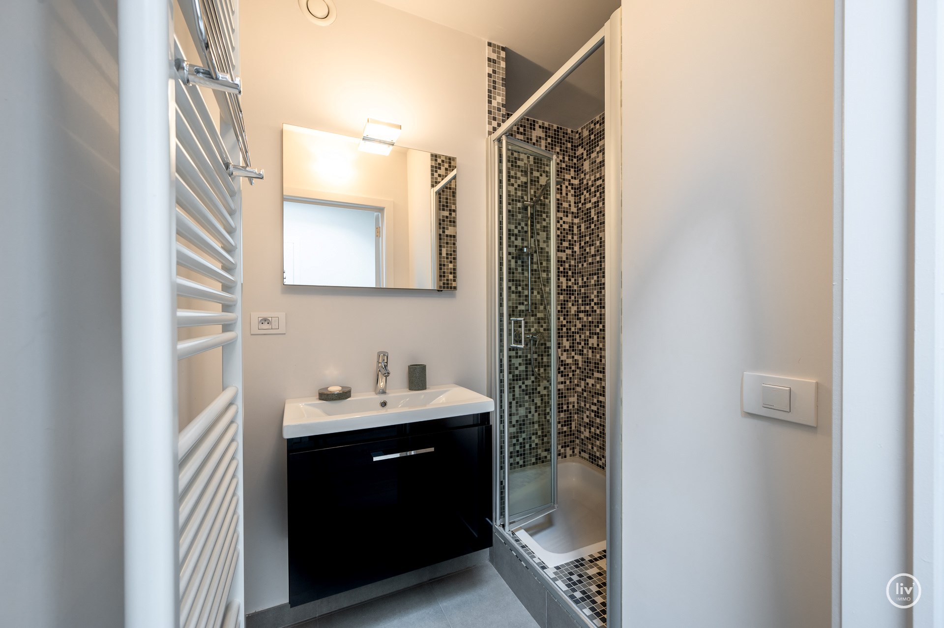 Appartement en duplex ensoleillé et spacieux avec terrasse orientée plein sud situé dans la Zoutelaan à Knokke. 