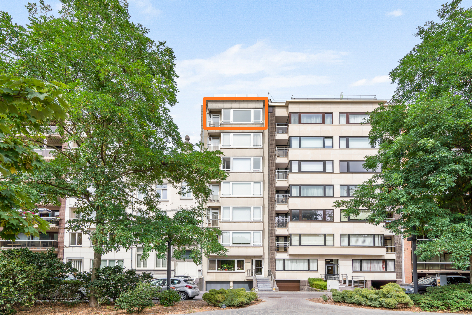 RUIM 2 SLAAPKAMER APP. MET ZICHT OP HET PARK 