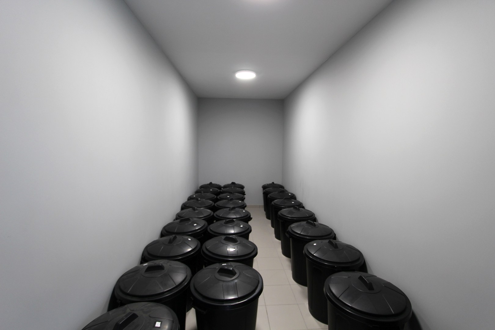 GELIJKVLOERS NIEUWBOUW APPARTEMENT MET TERRAS 