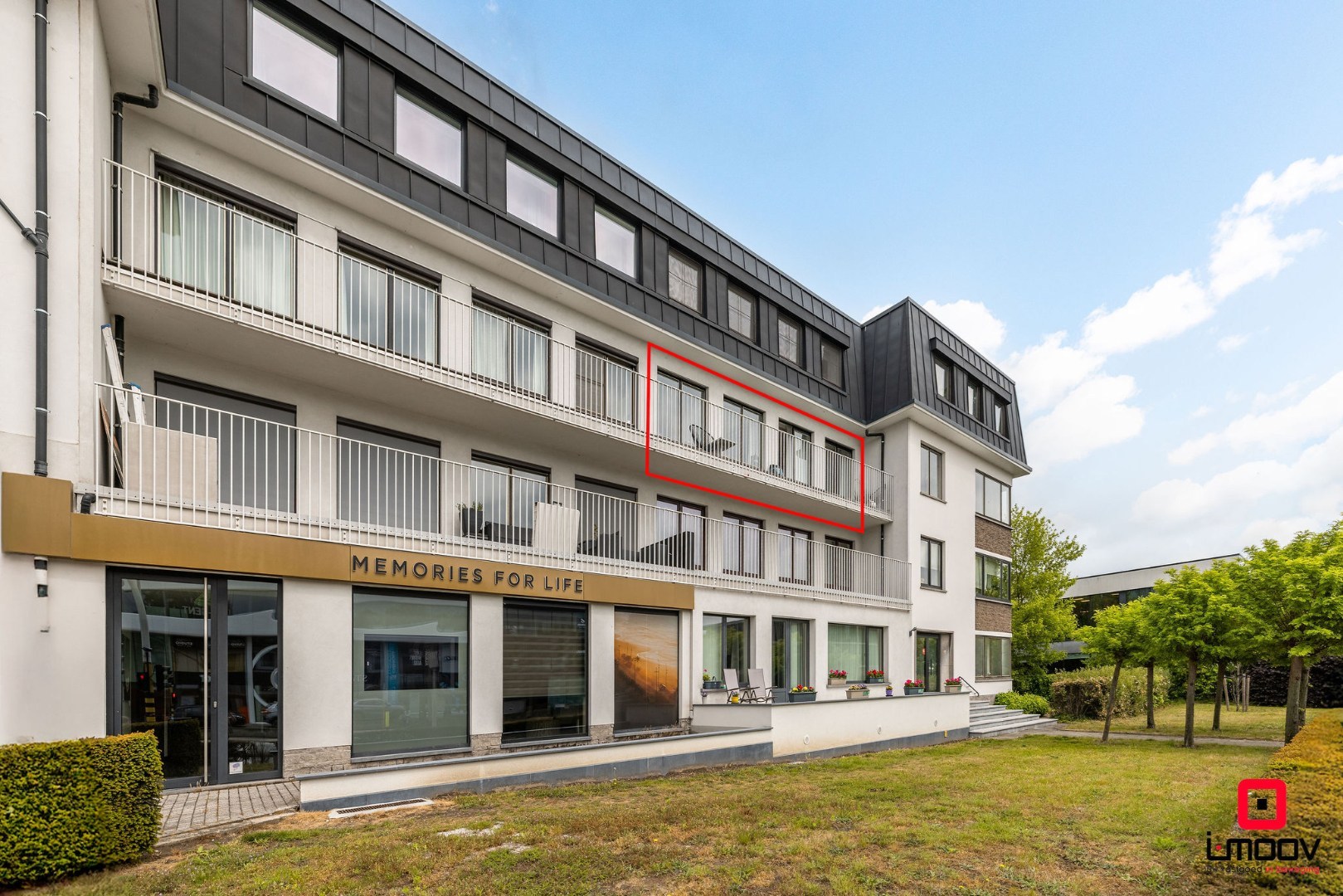 Ruim en lichtrijk appartement met terras en garage op topligging te Sint-Denijs-Westrem 