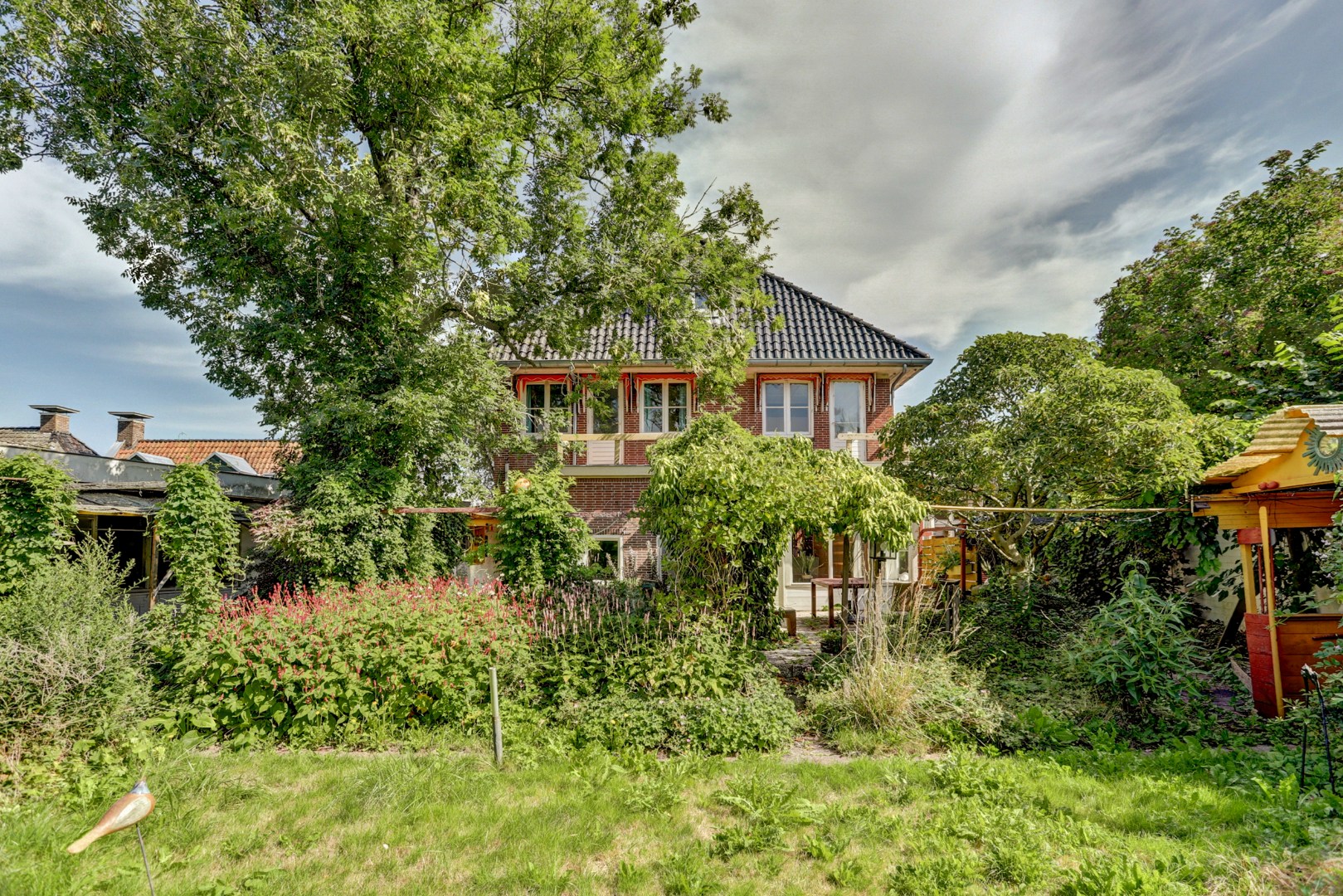 Herenhuis te koop in Menaam