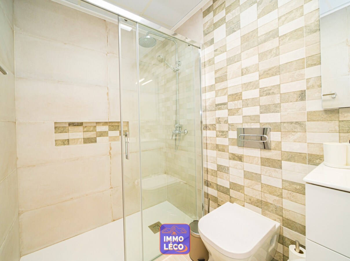 Villa de 2022 avec piscine et grande terrasse, à 20 min de la plage ! 