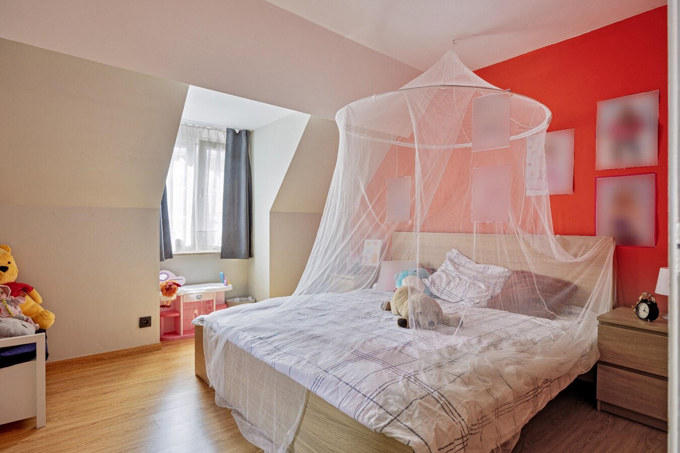 Zeer ruime woning met garage te koop in centrum Oudenaarde 