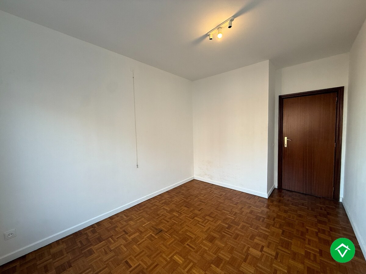 Appartement met 2 slaapkamers te Roeselare 