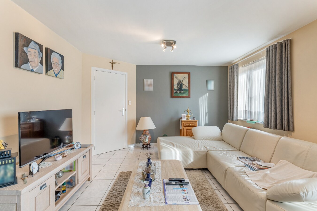 Uitstekend gelegen, instapklaar en lichtrijk appartement te Lummen 