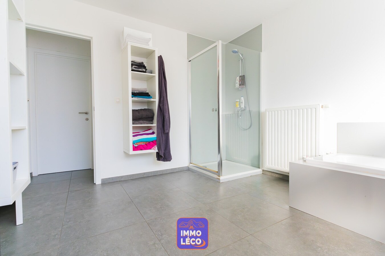 Appartement moderne DUPLEX, dans une rue calme proche du centre-ville 