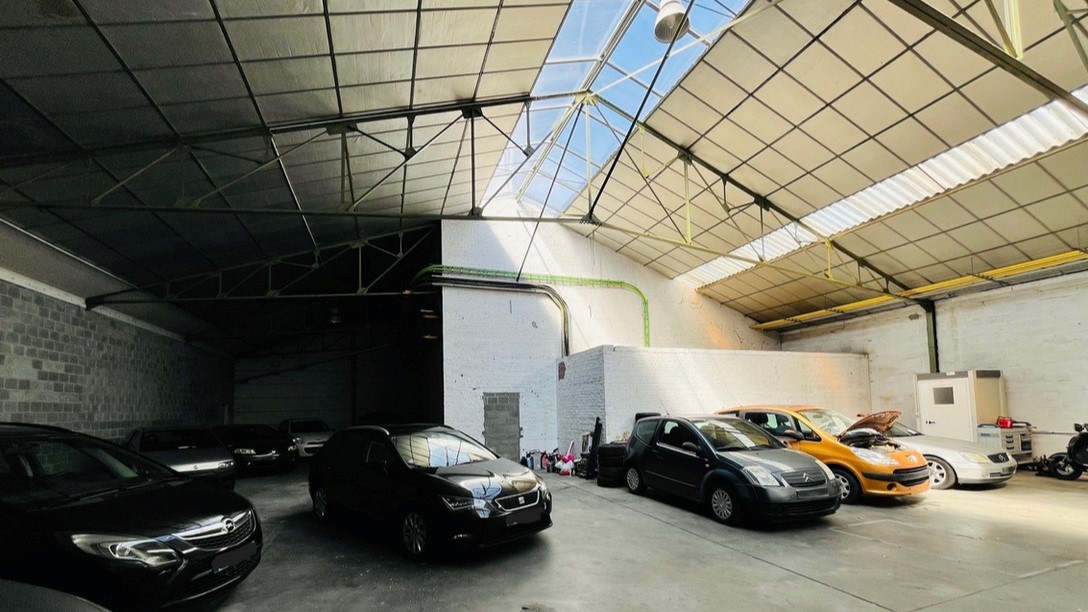 Magazijnen te huur op industriële site in Malle