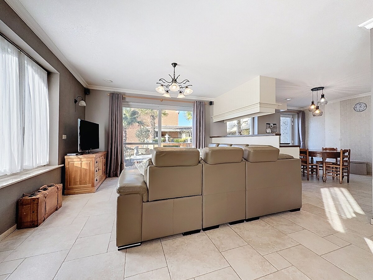 Hedendaagse en energiezuinige HOB in landelijke omgeving 