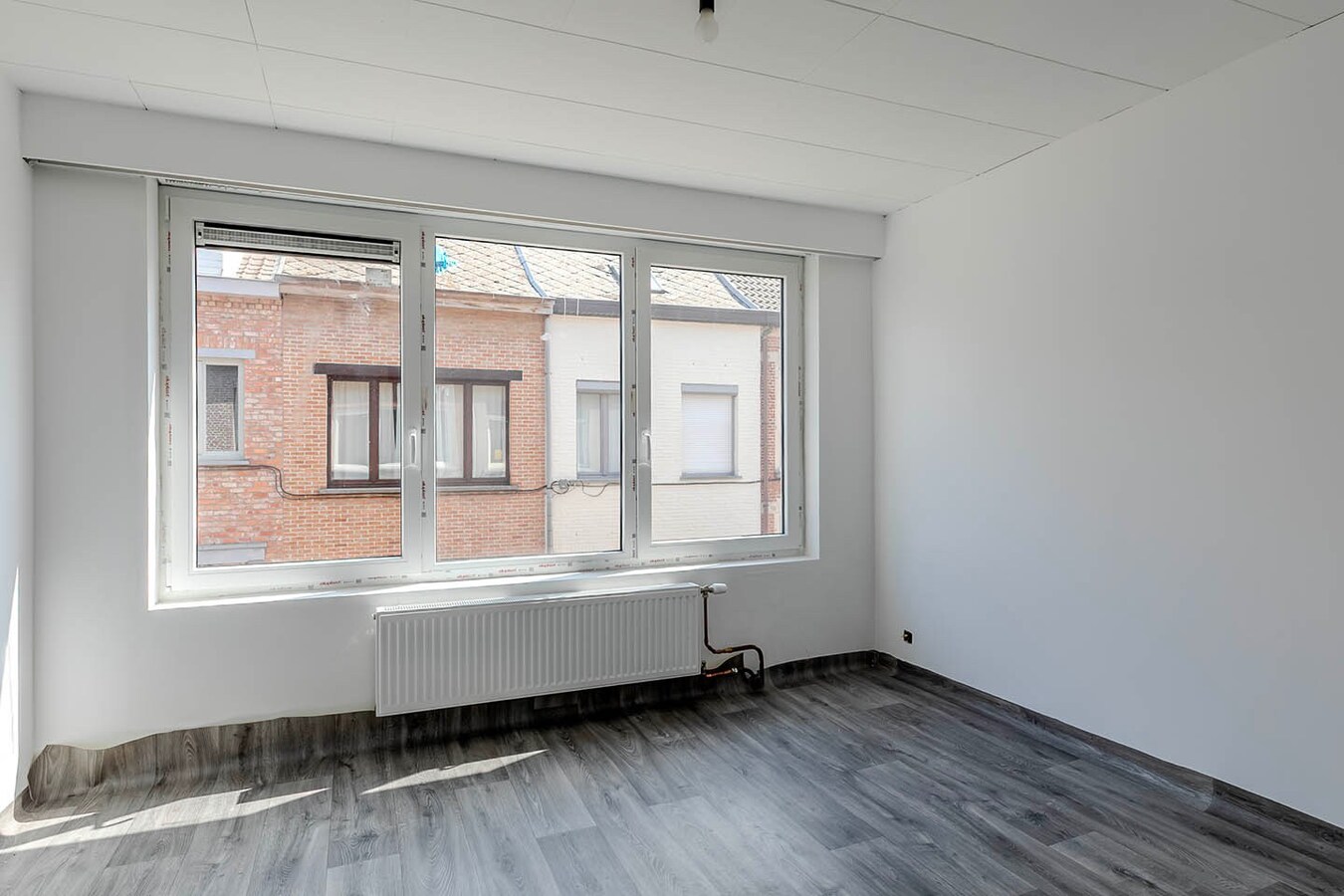 Leuke stadswoning met 2 slpks - ideale locatie 