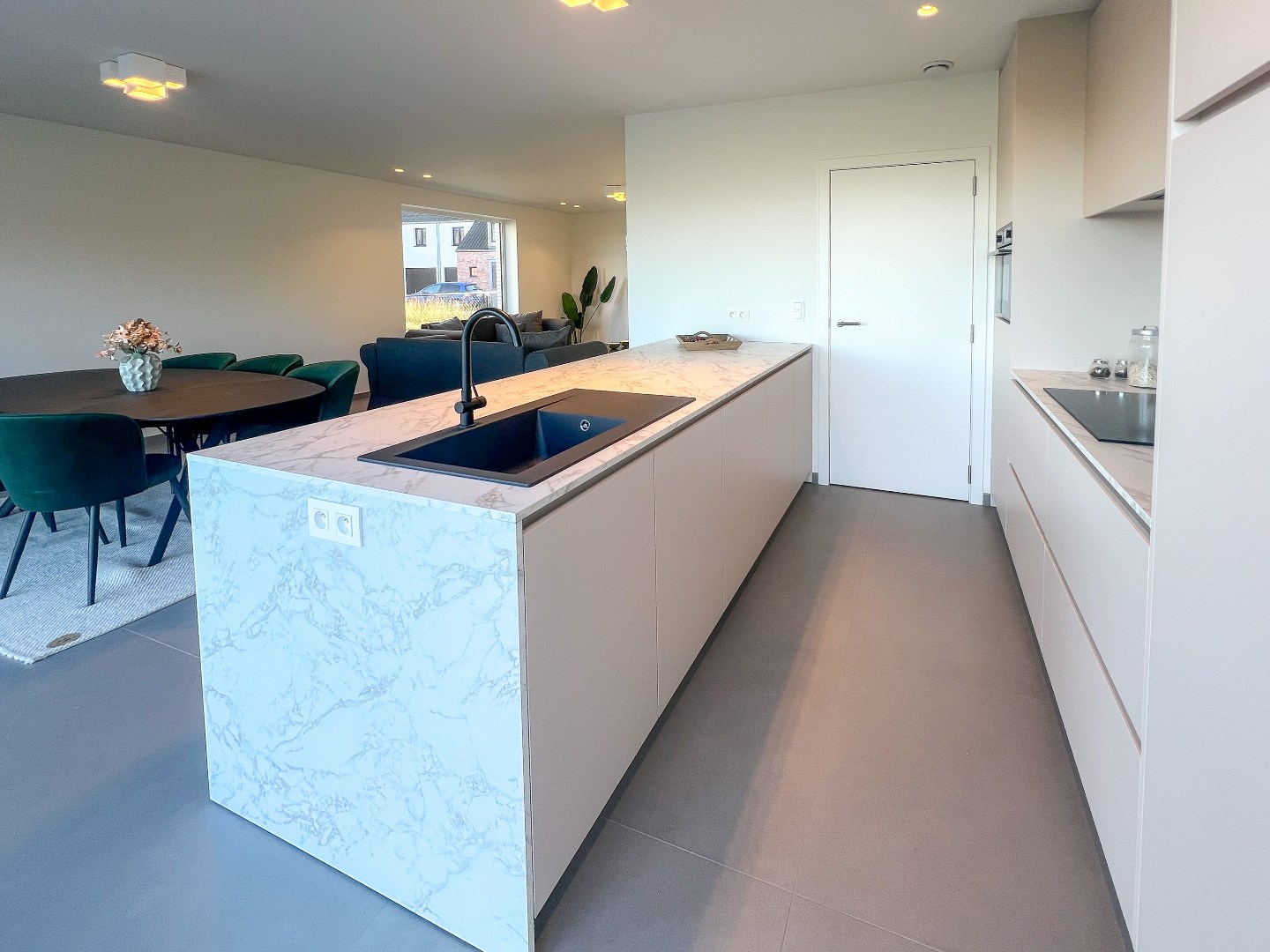 KIJKDAG ZATERDAG 7/2/2026 14u tot 16u - Halfopen woning met 3 slaapkamers en landelijk verzicht! 