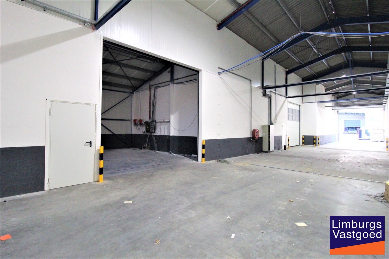 TRUDONIS - KMO UNIT 2 - 119 m² - sectionaal poort - nabij N79 