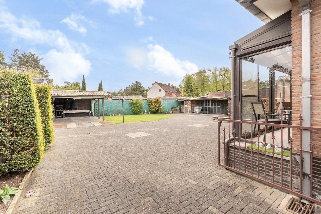 Ruime gelijkvloerse woning met 3 slaapkamers. 