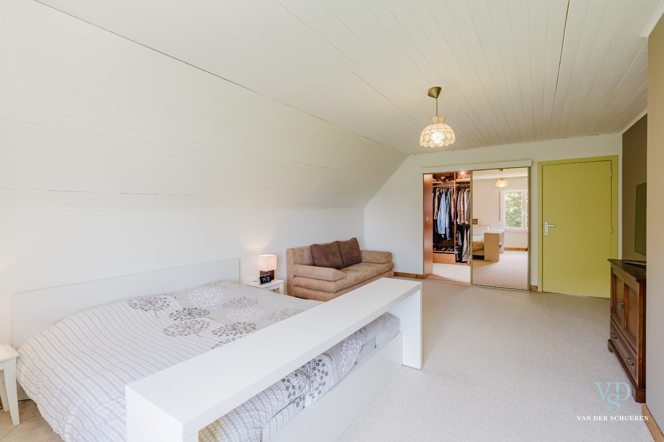 Bijzonder ruime (446m²), tijdloze villa 