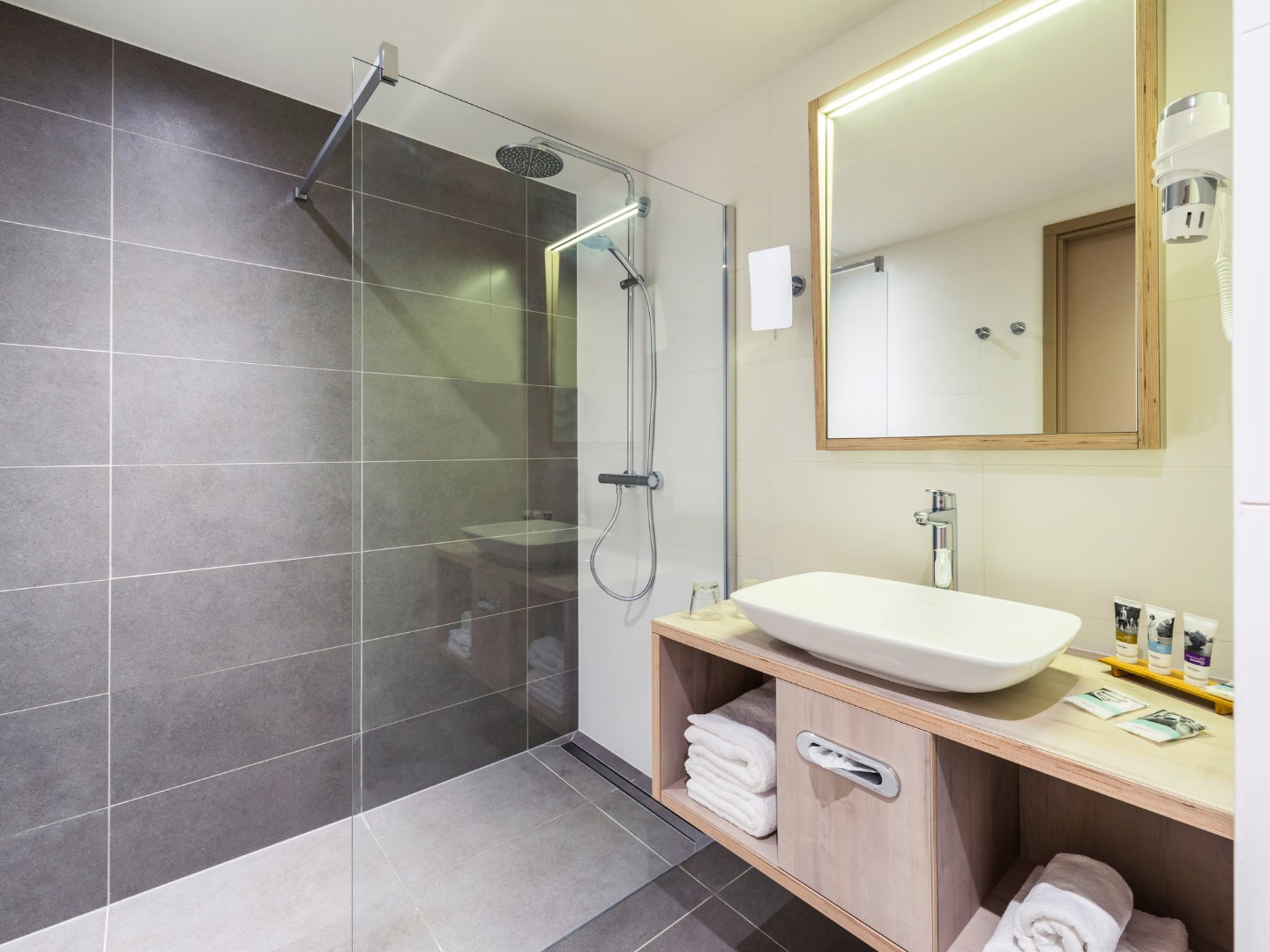 Investeer in een hotelkamer in het hartje van Blankenberge! 