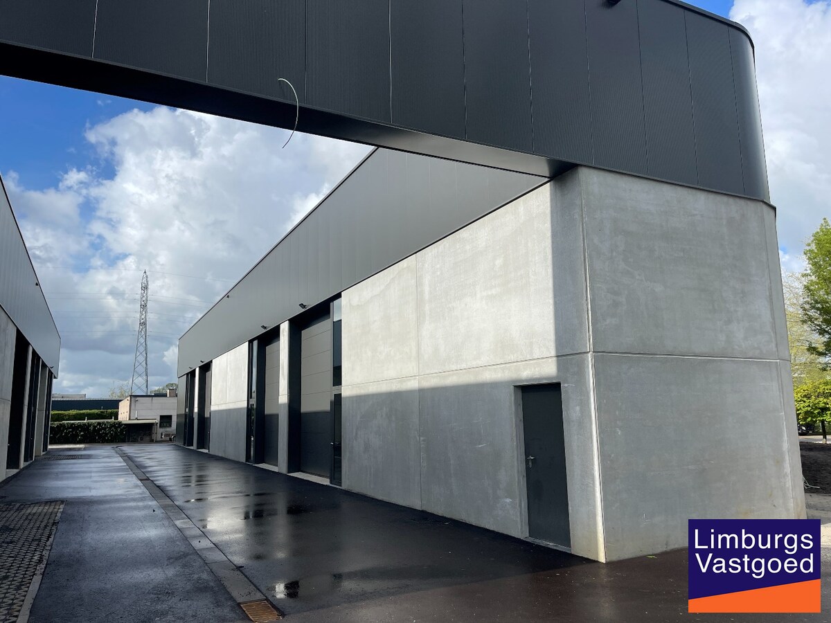 UNIT 7G - Moderne bedrijfshal van  200m² TE HUUR 