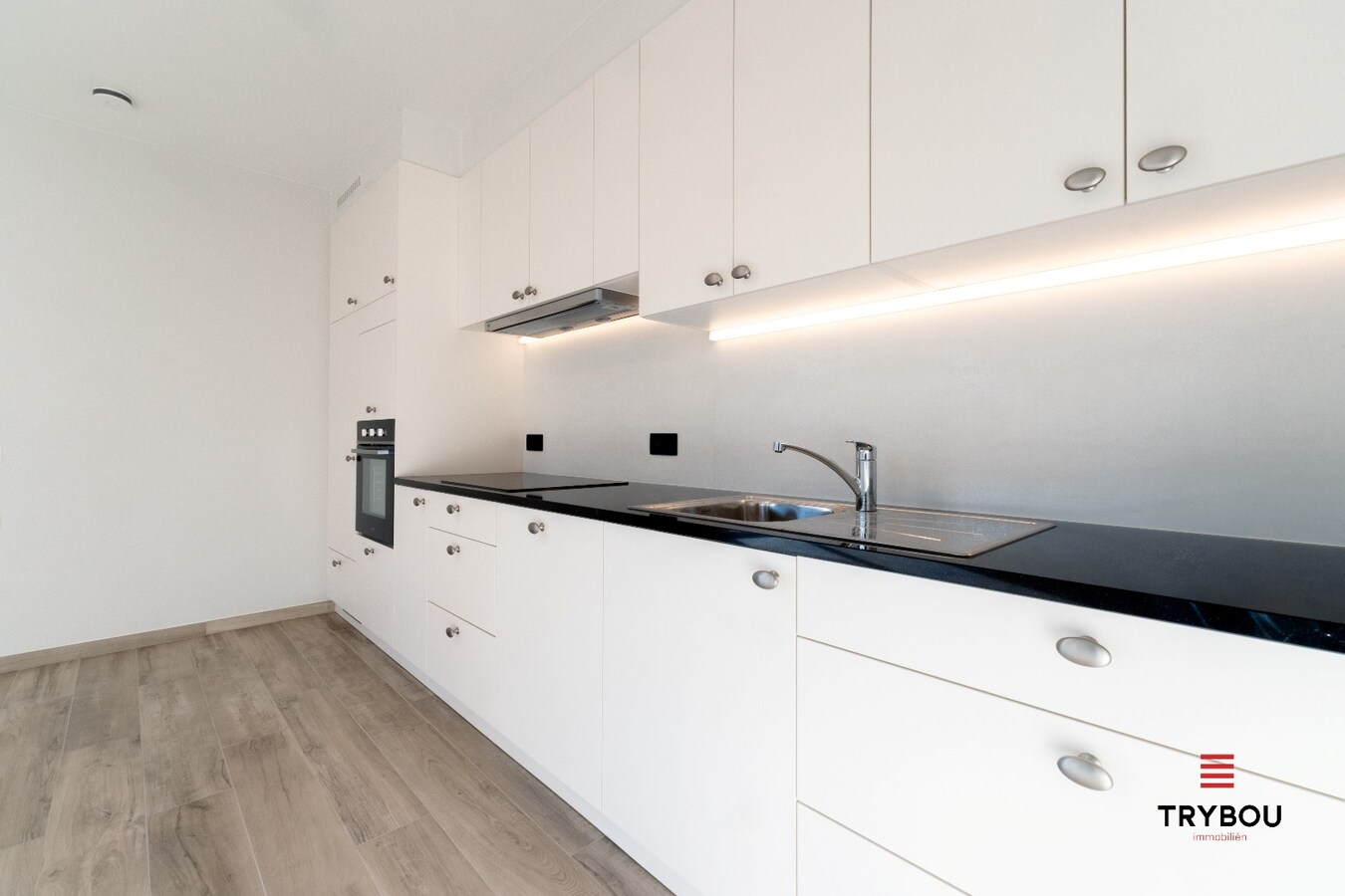 Instapklare, energiezuinige seniorenwoning in hartje Reninge 