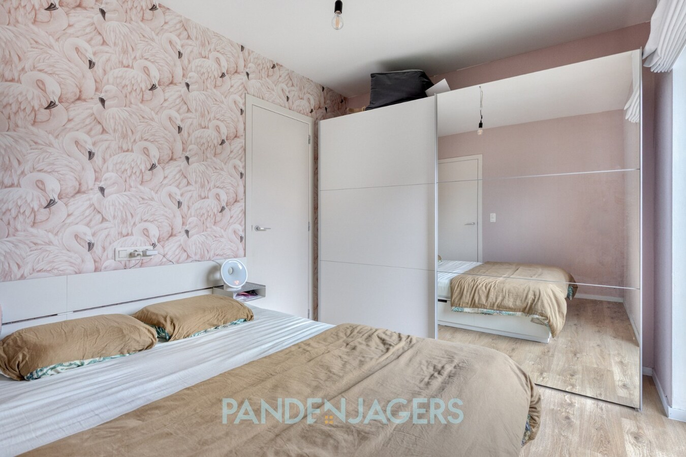 Recent gelijkvloers appartement met tuin, autostaanplaats en extra berging te Duffel 