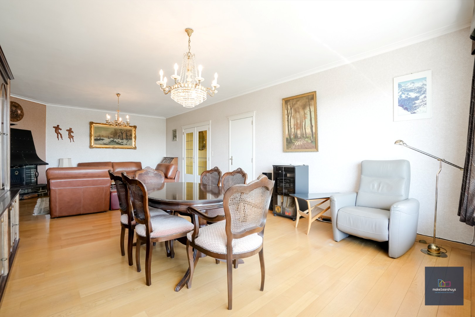 Mooi 3 slaapkamerappartement met  terras en parkeerplaats te Residentie Rijsenberg 