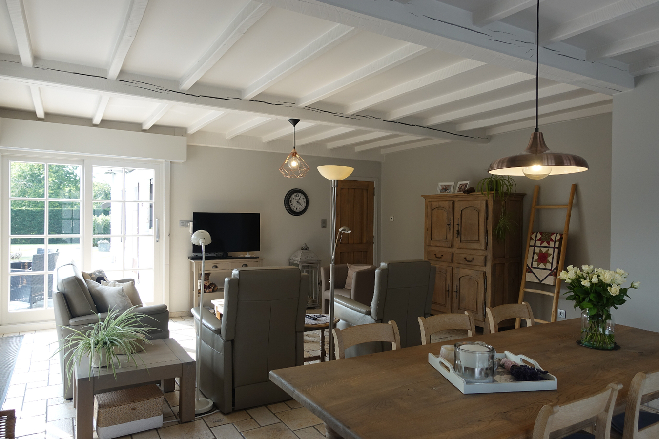 Prachtige villa in bungalowstijl op uitstekende locatie 