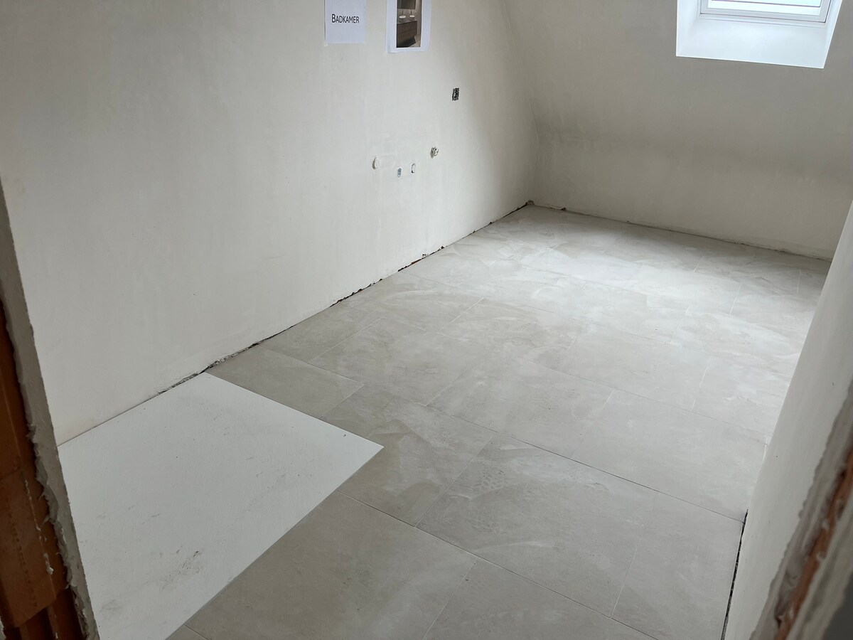 Nieuw duplex appartement met 3 slpks. en terras van 31 m² 