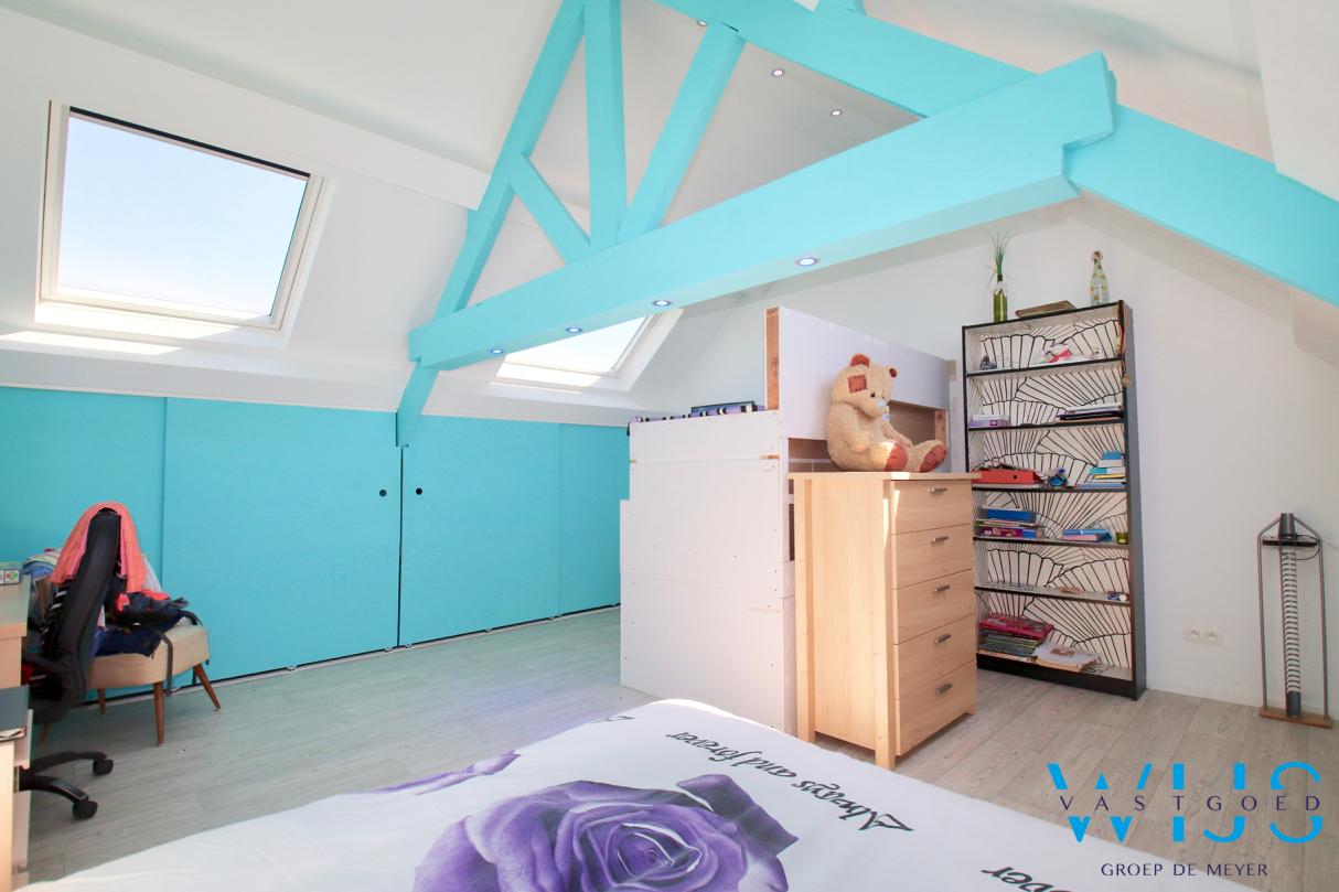 Tof woonhuis op een leuk perceel te MERELBEKE ! 