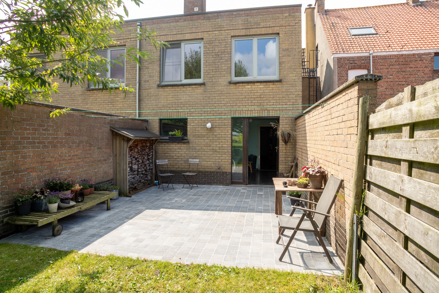 Ruime, landelijk gelegen en instapklare bel-étage met grote tuin 