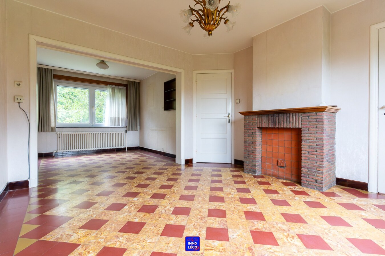 3 façades avec garage, jardin, excellent potentiel, secteur "La Coquinie" ! 