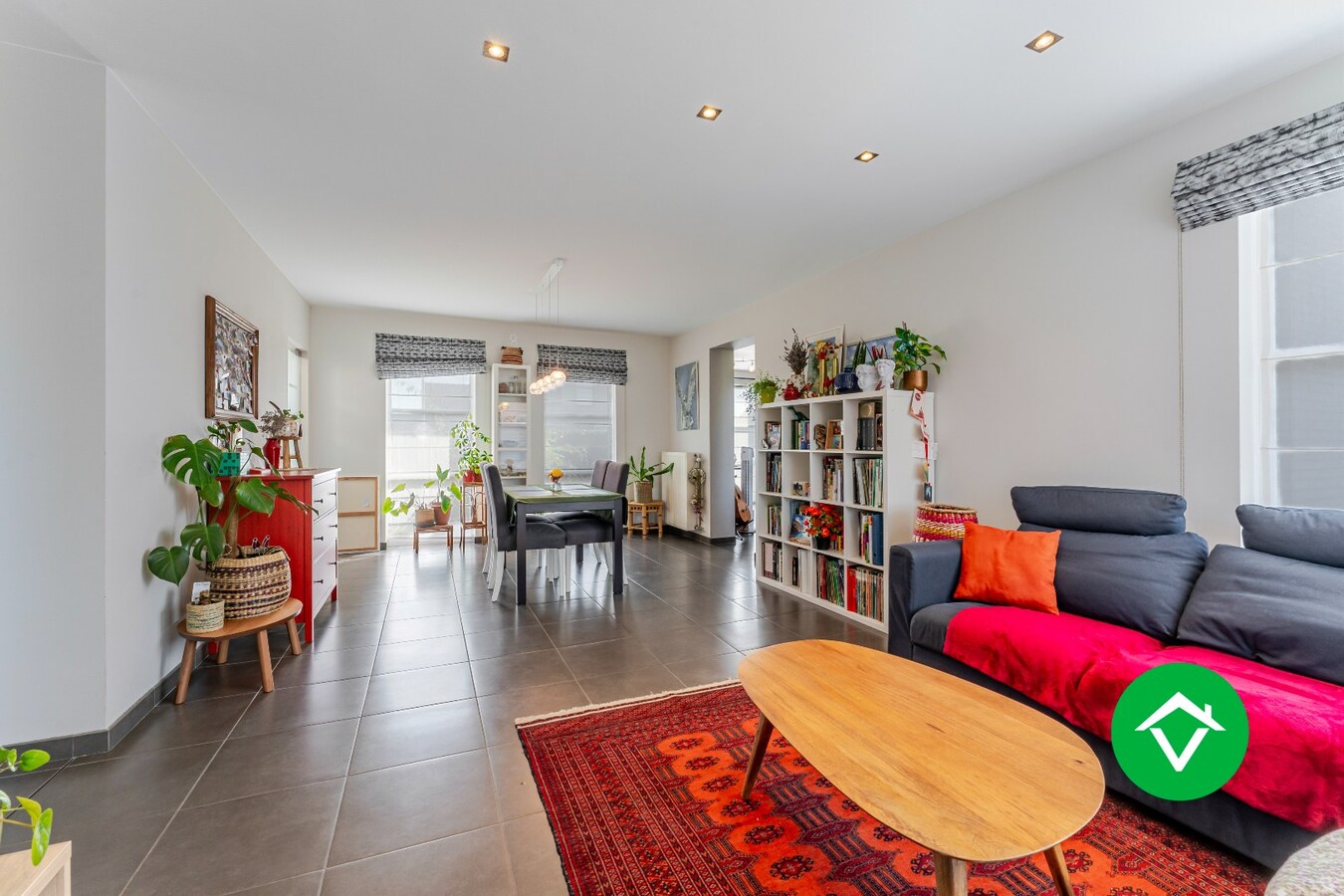 Hedendaagse gezinswoning met 5 slaapkamers en carport in Koekelare (De Mokker) 