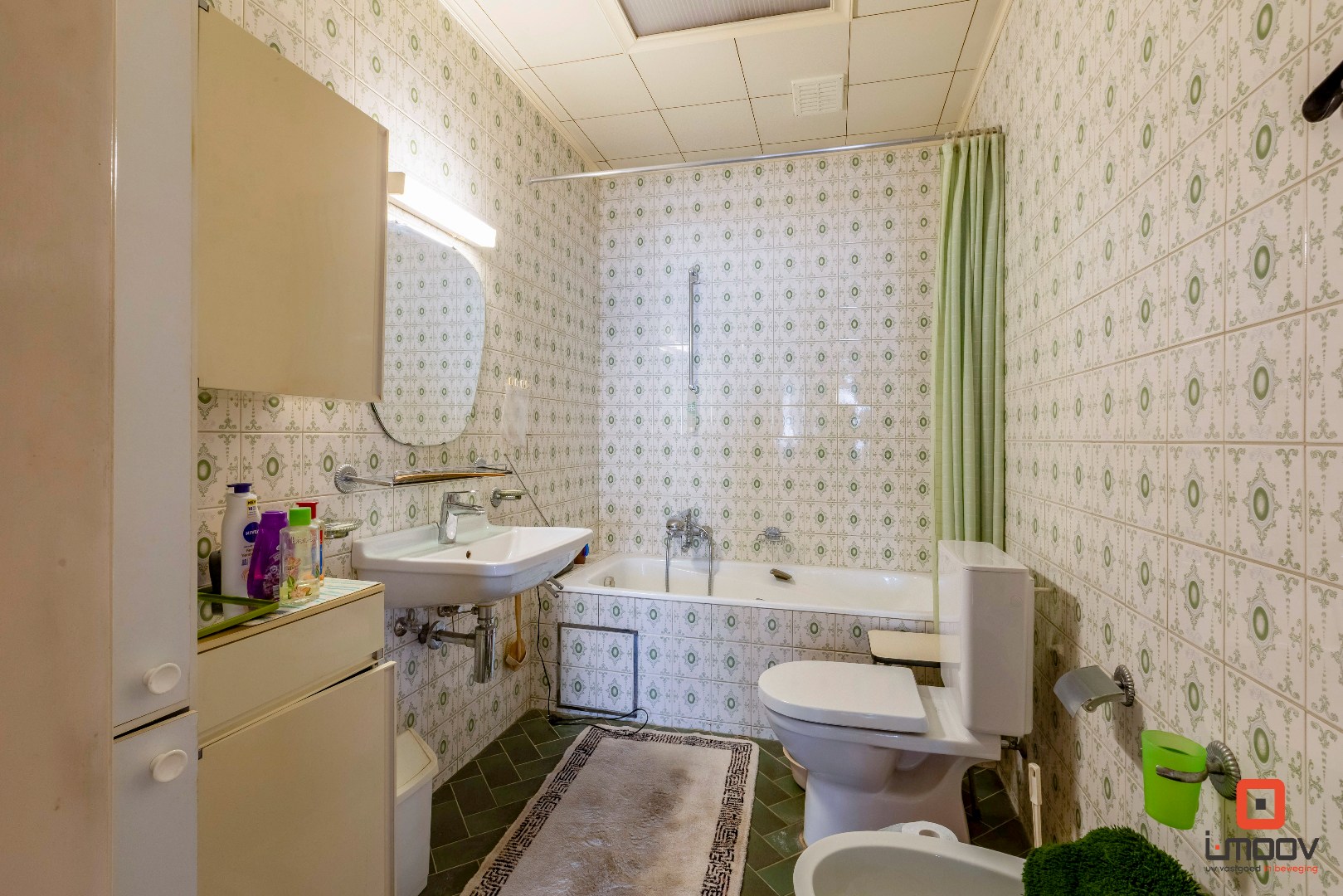 Charmante bungalow met potentieel in rustige buurt te Evergem 