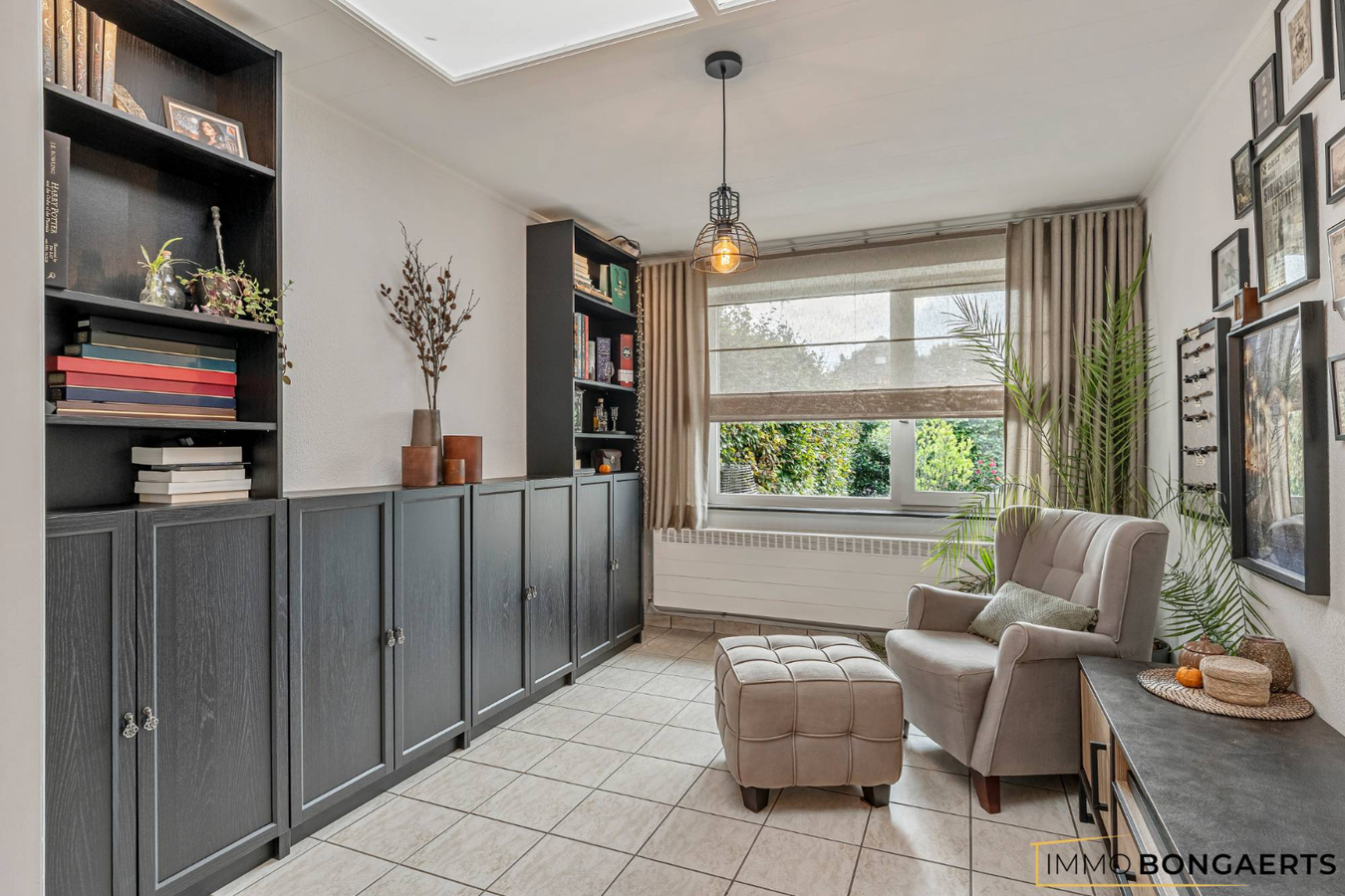 Instapklare woning op rustige ligging in As 