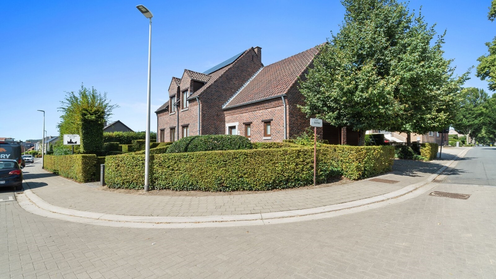 Instapklaar, energiezuinig landhuis op rustige locatie 