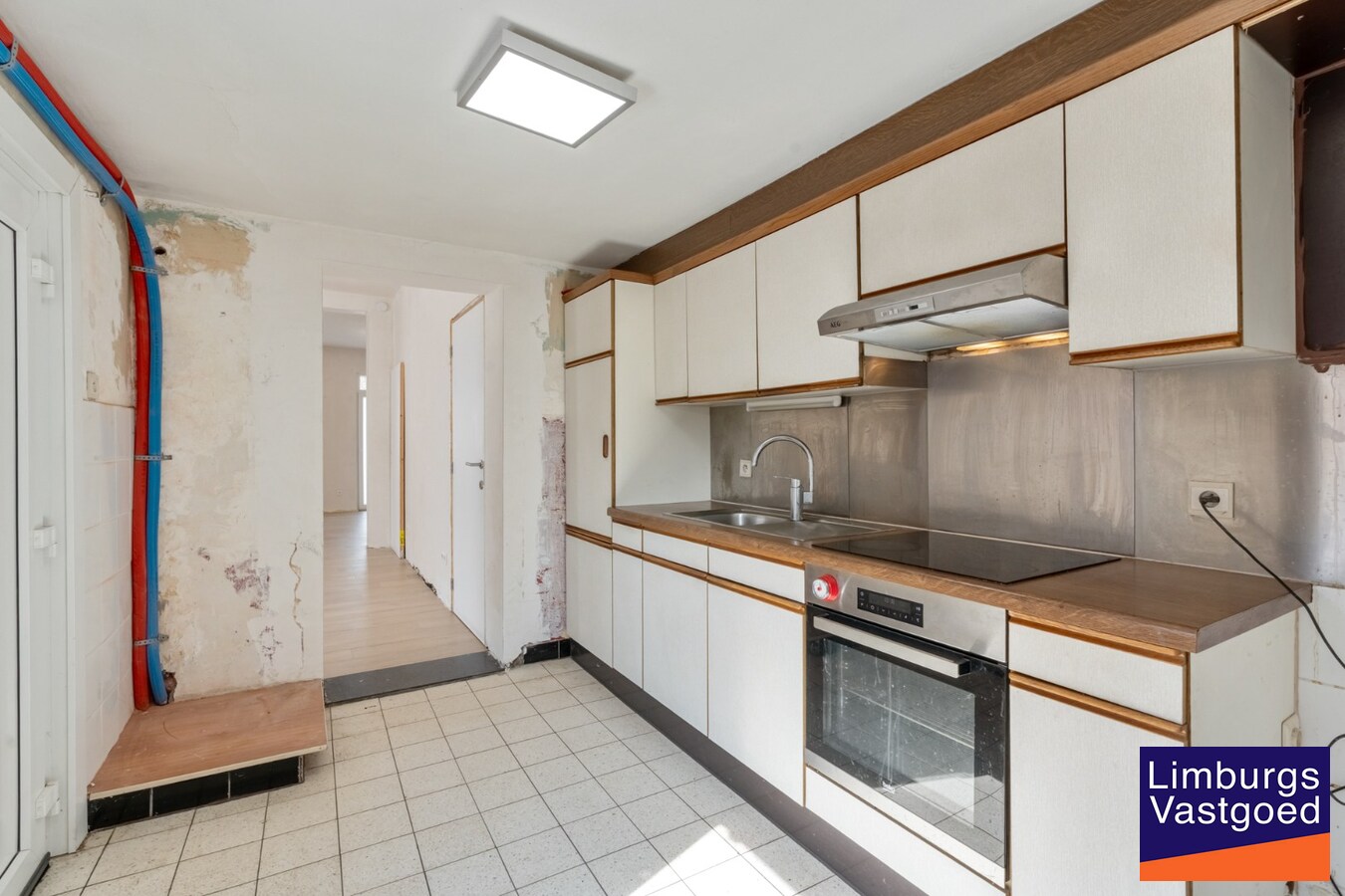 Te renoveren HOB met 3 slpk en garagebox, 13a77ca 